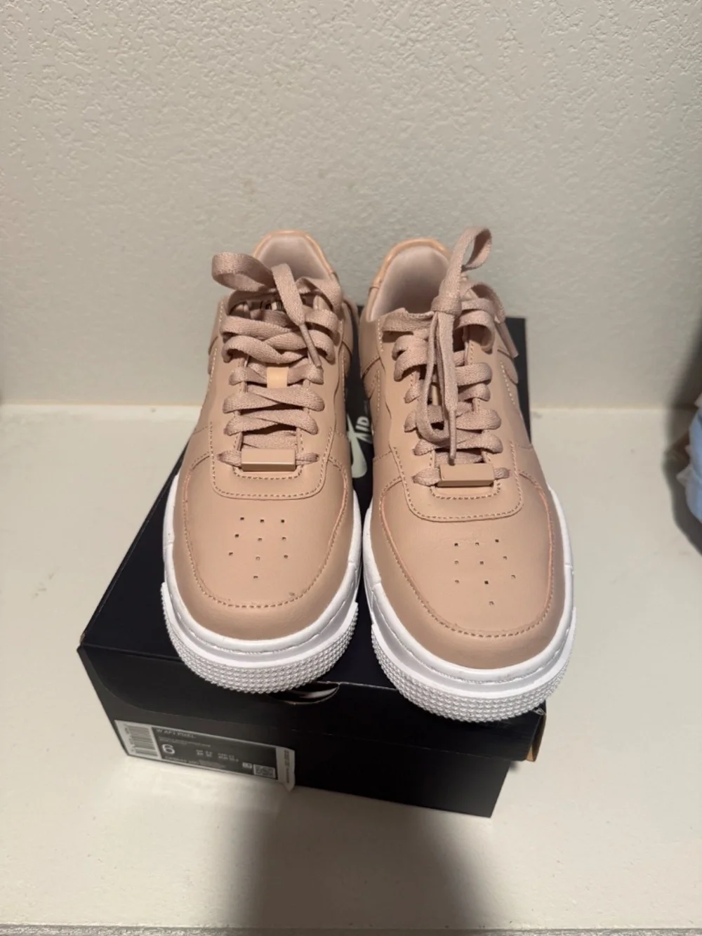 Nike W AF1 Pixel